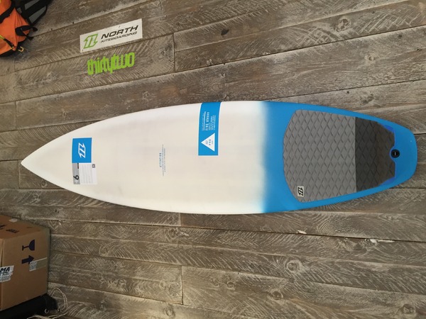 North - North Pro Surf 5.11 2016 SOLD OUT