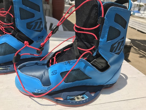 North - Boots