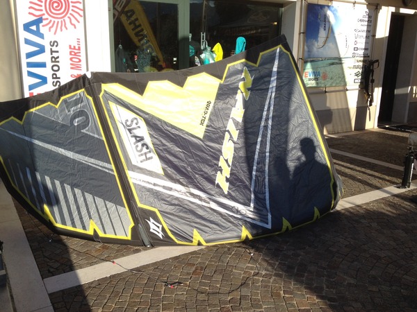 Naish - Slash 2017 10m - 2 uscite - 40 %