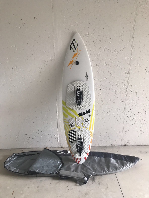North - WAM 6.0 SURF BOARD