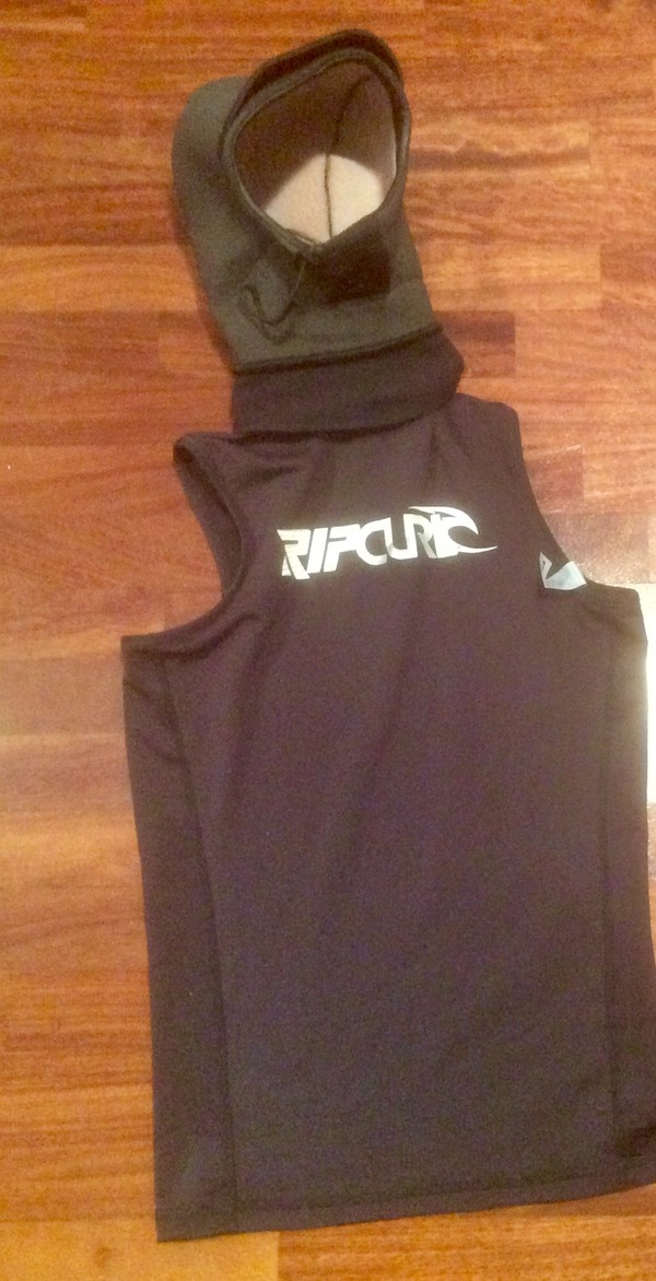 Rip Curl - CANOTTA TERMICA CON CAPPUCCIO POLYPRO SENZA MANICHE misura L
