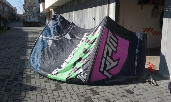 Slingshot - RPM 12 2015
