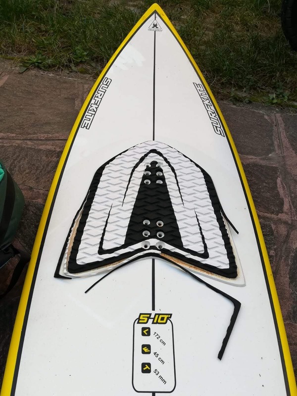 Gaastra - Surfing surfkite
