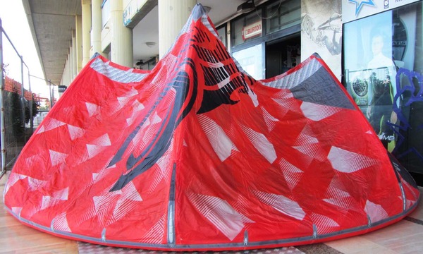 Cabrinha - Switchblade 12 mt 2015 Usato Buone Condizioni €390