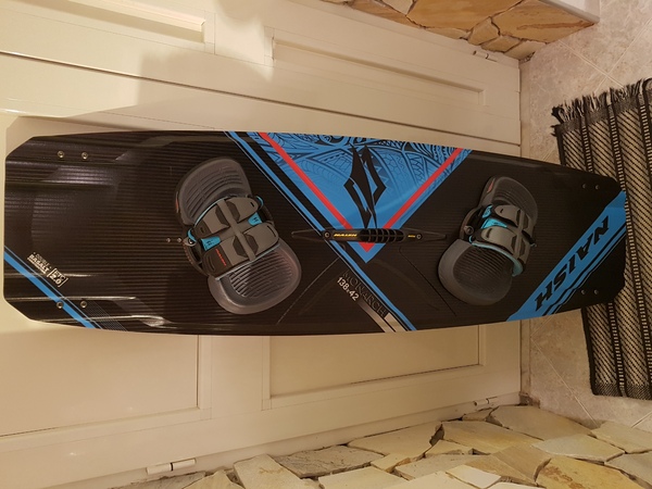 Naish - Monarch 2018 - 138x42 - Completa di Apex 2018