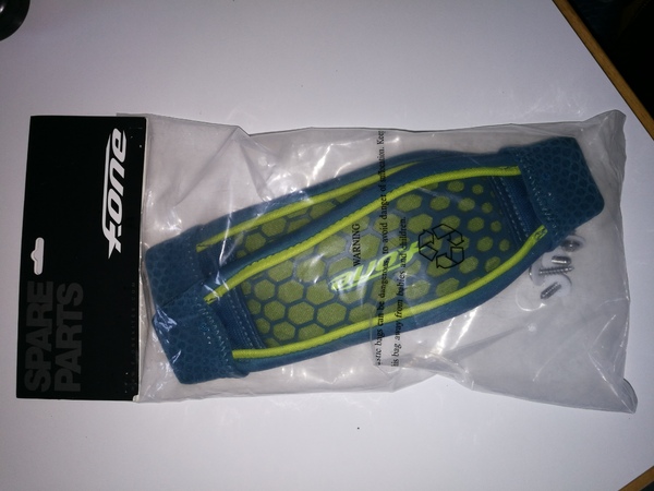 F-One - STRAPS