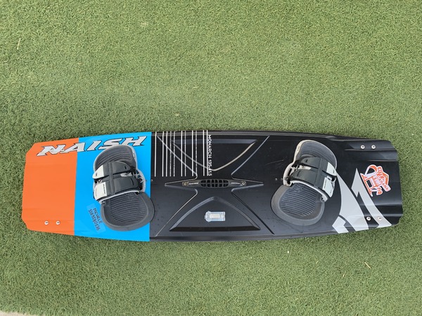 Naish - Monarch 2019