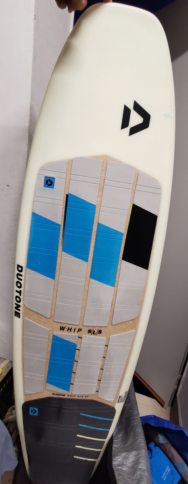 Duotone - Whip SLS 5'1 2021 (Kiteboards) on Adessokite.com