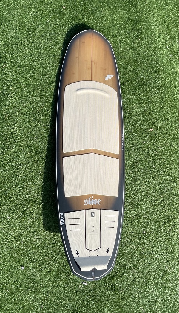 F-One - F-ONE SLICE BAMBOO 2024 KITE SURFBOARD