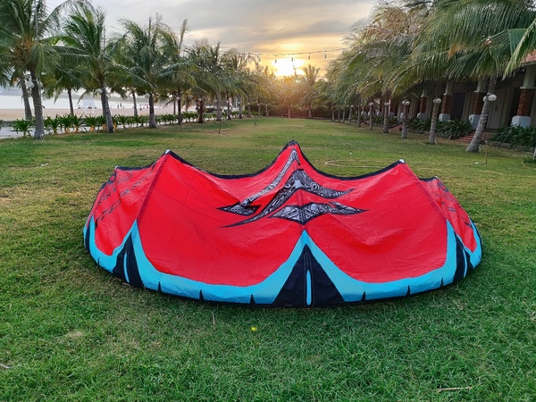 Naish - Phoenix 8 mt.