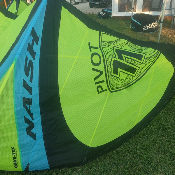 Naish - PIVOT s27