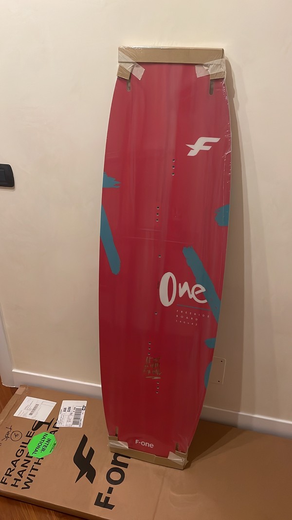 F-One - One