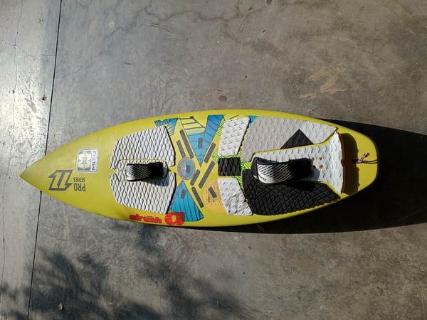 North - Pro series 5'11