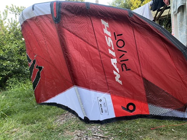 Naish - Pivot 2025