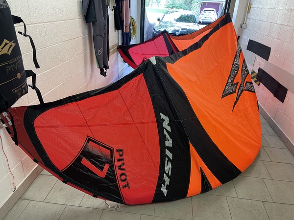 Naish - Pivot 7 S26