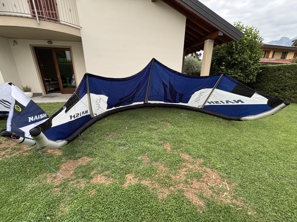 Naish - PIVOT 2026