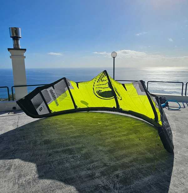 Cabrinha - switchblade