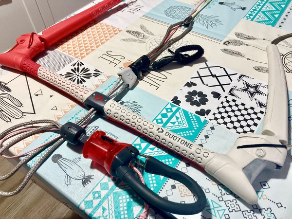 Duotone - Trust Bar 2022