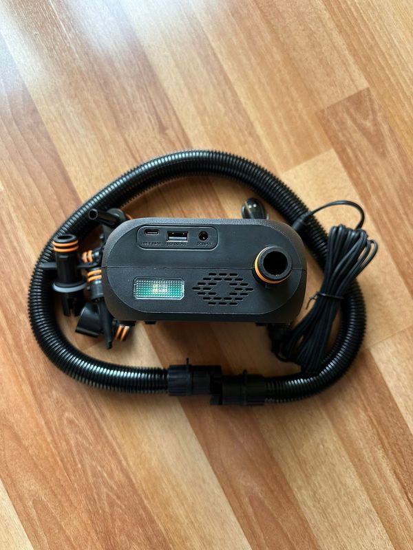 altra -  Pompa Elettrica 25PSI a Batteria Ricaricabile