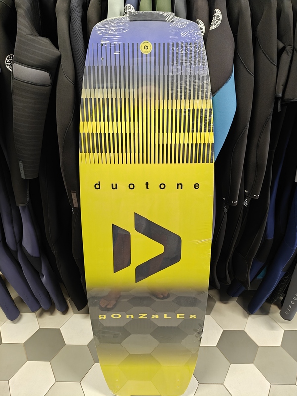 Duotone - Gonzales 