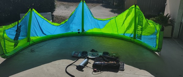 Gong - Freewave 12mt + barra+ tavola Duotone