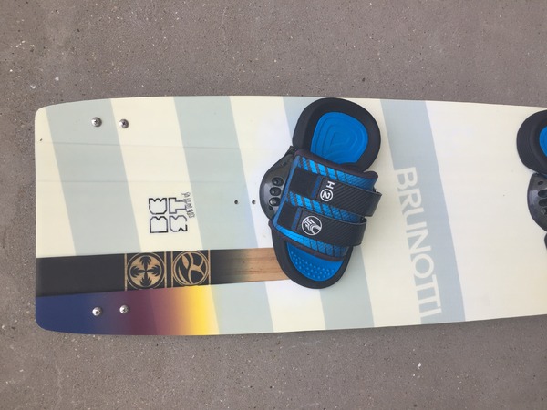 Brunotti - Youri Zoon 137x41 + Cabrinha H2