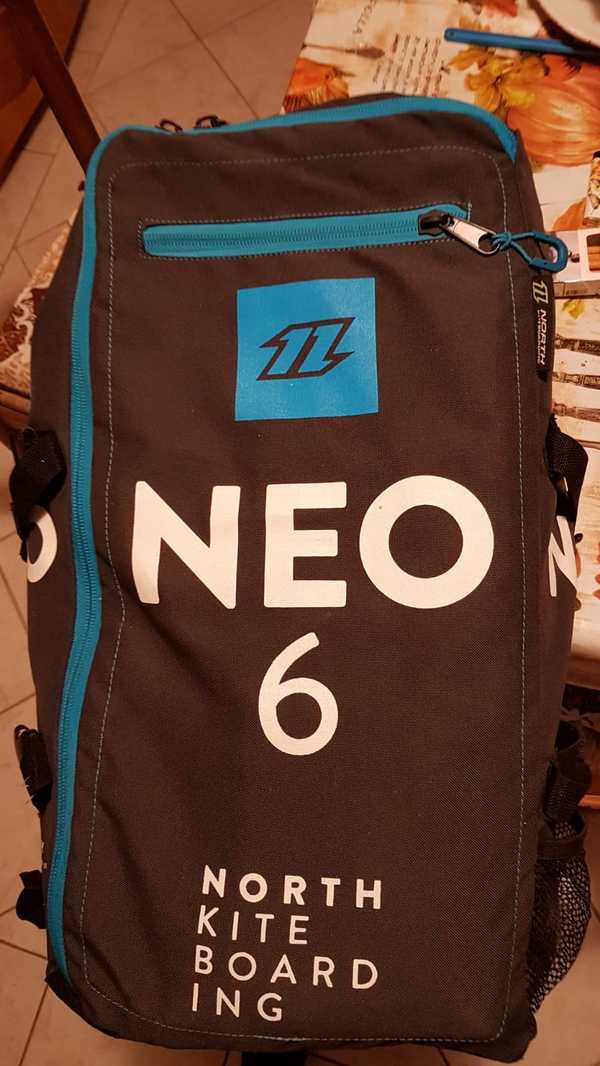 North - NEO 6m 2018 red