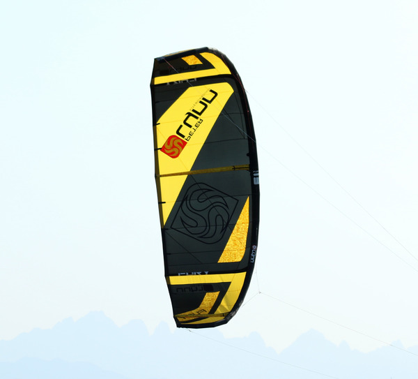 Peter Lynn - Kitesurf Peter Lynn Fury V3 13m Ala One Pump Kite anno 2017