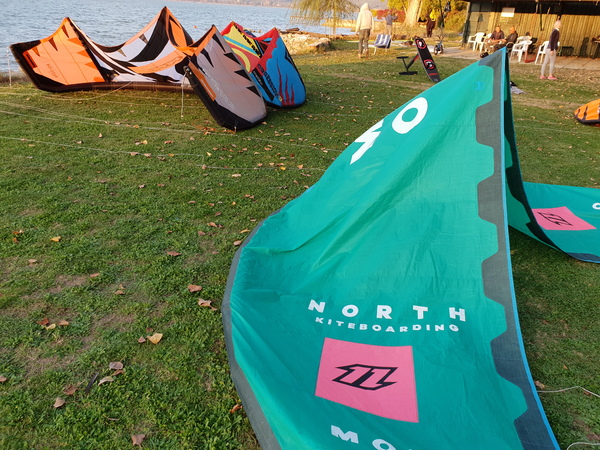 North - Mono