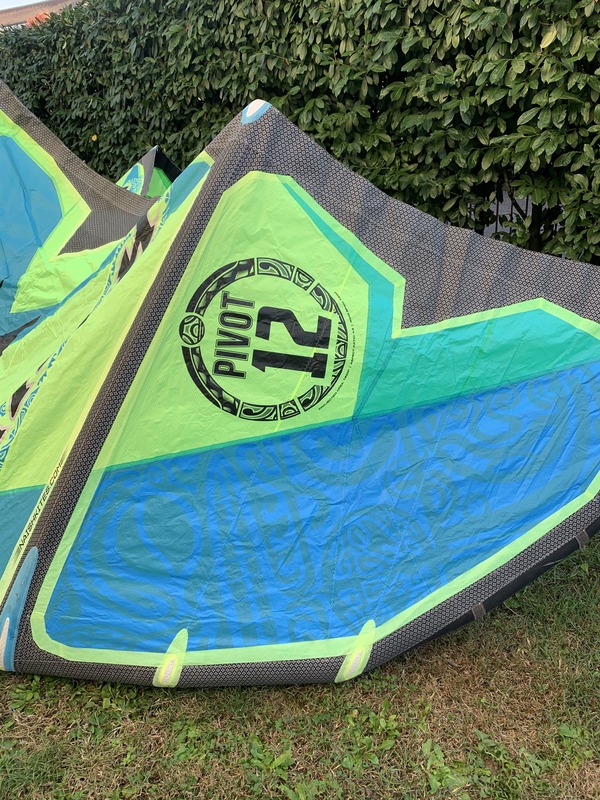Naish - Ala Pivot 12mq 2016 + Barra BTB 2018