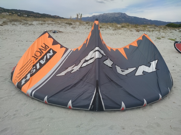 Naish - Pivot 2020