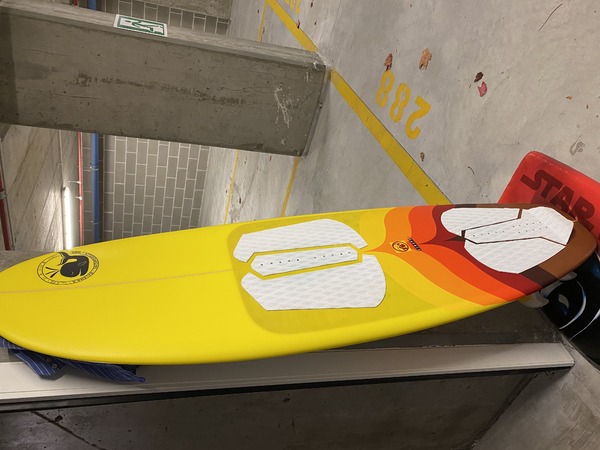 Rrd - Balena Surfboard 5.7