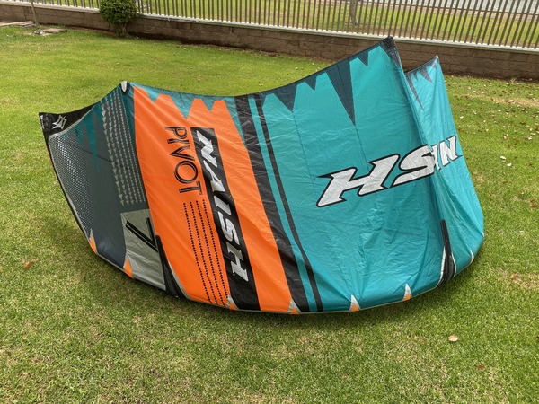 Naish - Pivot 7 2020