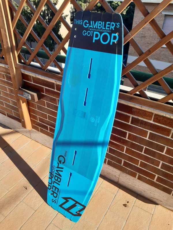 North - Gambler wake 136x41,5 del 2015/16