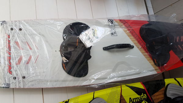 Naish - Motion 142x42