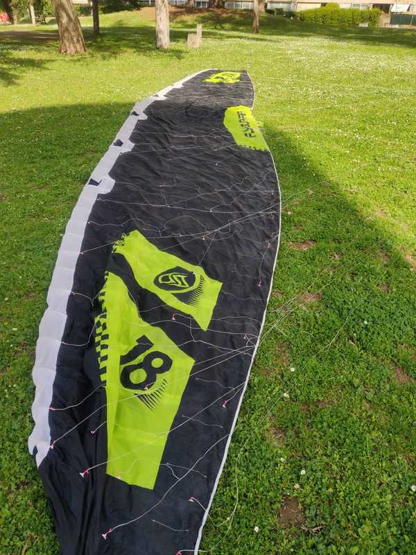 Flysurfer - Sonic FR 18