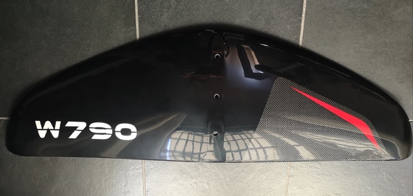 Moses - W790 Front Wing