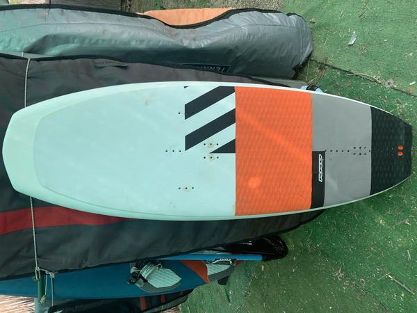 Rrd - dolphin y25