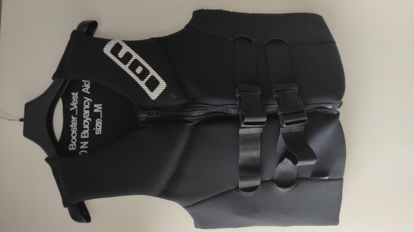 Ion - BOOSTER VEST