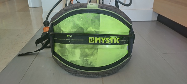 Mystic - Mystic Majestic Rigido hard Shell 2020 + gancio freeride Tg. M