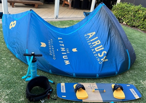 Airush - Lithium V13