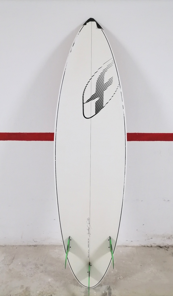 F-One - surf board 5'11 bamboo