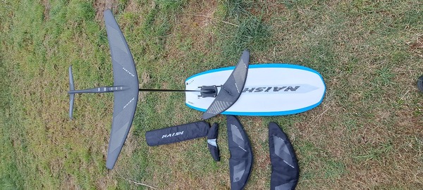 Naish - ULTRA JET with HOVER board 127