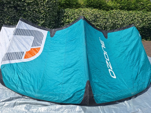 Ozone - EDGE V12 CON BARRA linee 25metri