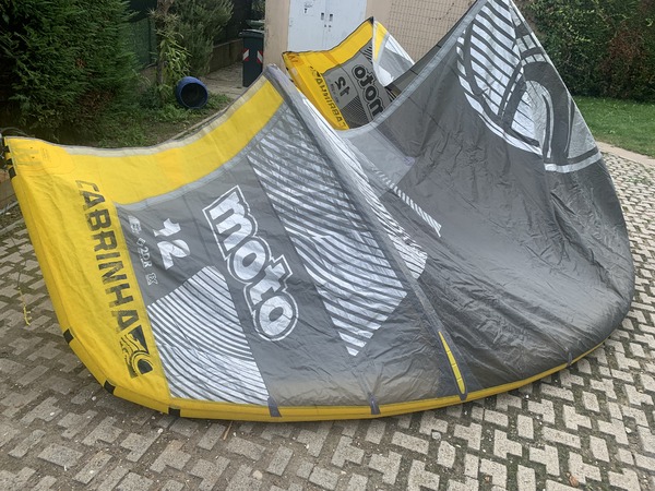 Cabrinha - Moto 12
