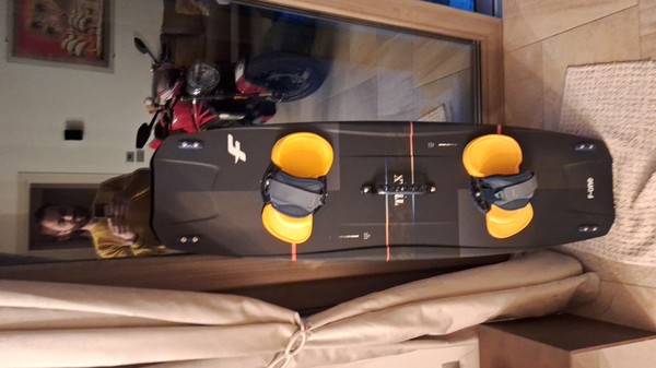 F-One - Trax hrd carbon