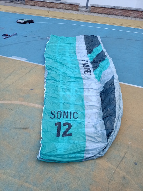 Flysurfer - SONIC 4 12m