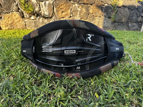 Ion - Riot R14