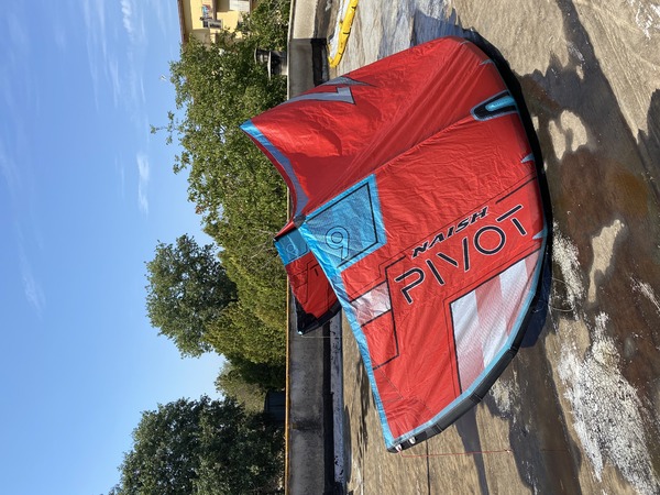 Naish - Pivot 2024