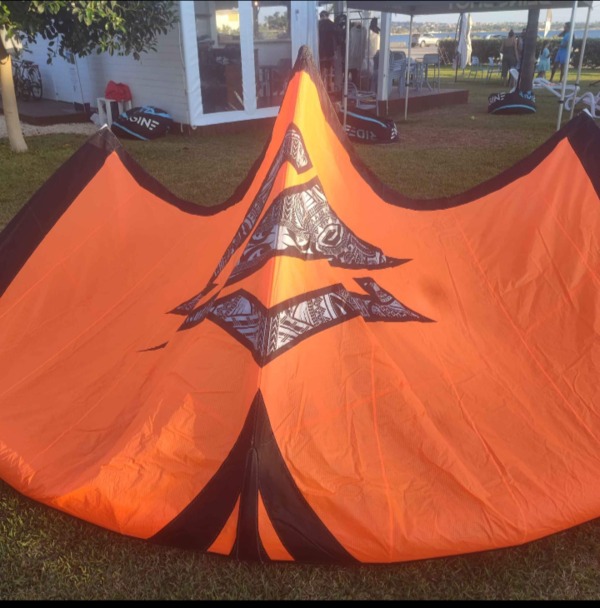 Naish - PIVOT S26 